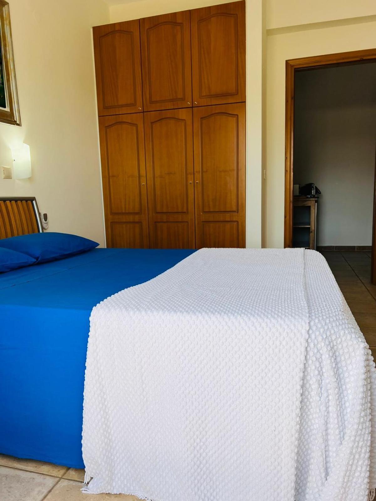 Villa Lp Kokkino Chorio Exteriör bild